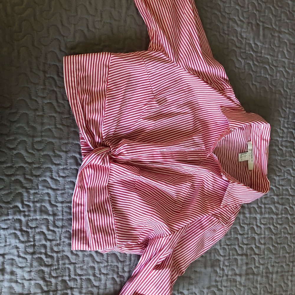 Strip button up